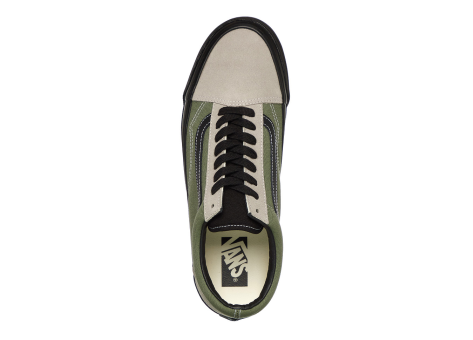 Vans old skool green hotsell black sole