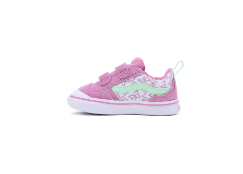 Vans little 2025 girl shoes