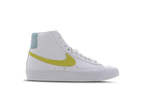 Nike Blazer Mid 77 (DH4112-100) weiss