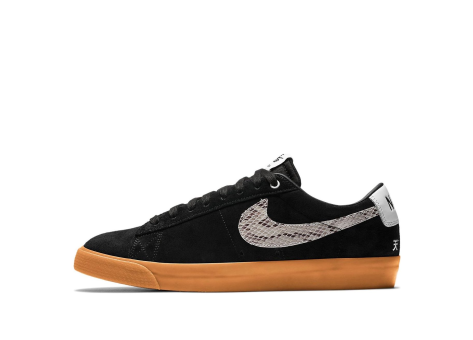 Nike SB Blazer Low Wacko Maria (DA7257-001) schwarz