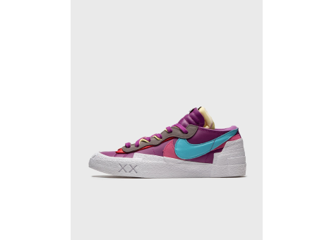 Nike x sacai KAWS Blazer Low (DM7901-500) lila