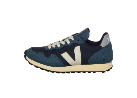 VEJA Sneakers and shoes Veja Runner Style (RR1803170A) weiss