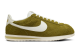 Nike Cortez SE (HF3142 300) grün 4