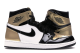 Jordan 1 Jordan smoke 1 Stash Metallic Gold (861428-001) gelb 2