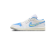 Jordan 1 Low SE Just Skate University Blue (FJ7219-441) weiss 1