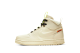 Nike Path Winter Fossil Volt (BQ4223 200) beige 1