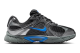 Nike V5 RNR (HQ6411-004) argent 1