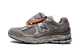 New Balance 2002R Pouch Grey (M2002RVA) grau 2