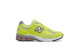 New Balance 2002R (M2002RLC) gelb 1