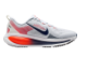 Nike Vomero 18 (HM6803-112) weiss 3