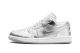 Jordan 1 Low SE Metallic Silver (FN5030 001) argent 1