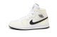 Jordan 1 Mid Air Jordan Coconut Milk (BQ6472-121) weiss 1