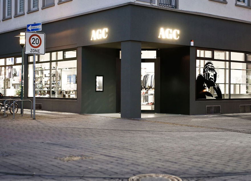 asphaltgold-agc_aussen