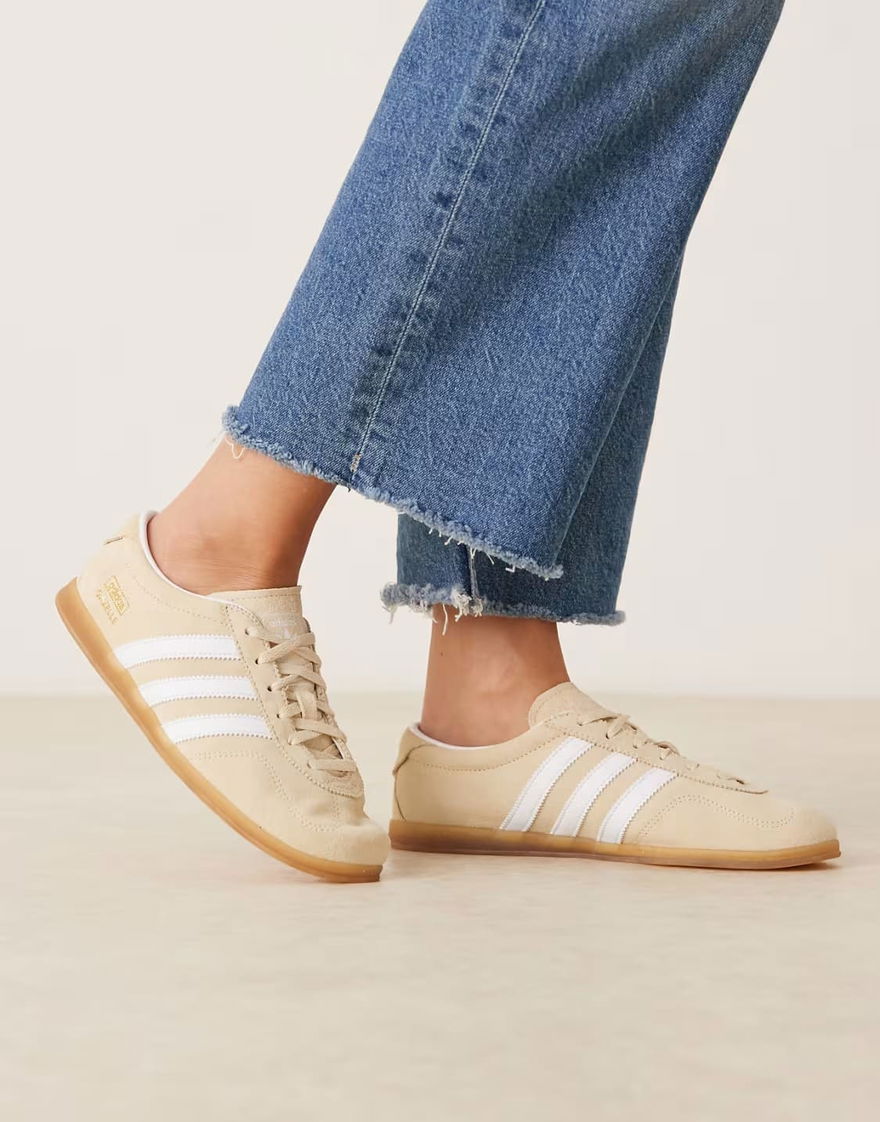 Adidas Gazelle Lo Pro Beige JR8889 on Feet