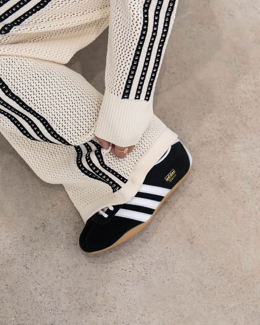 Adidas Tokyo Black JI0183 on Feet Fashion Outfit