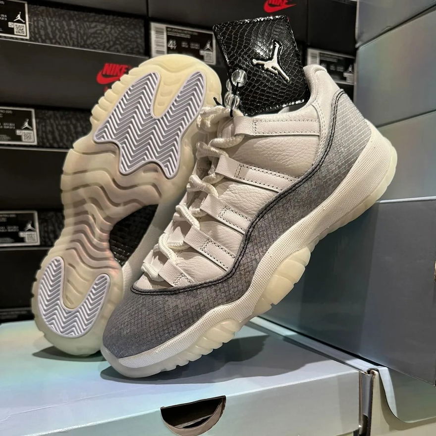 Air Jordan 11 Low CNY Year of the Snake HQ7000-001 Full Shoes