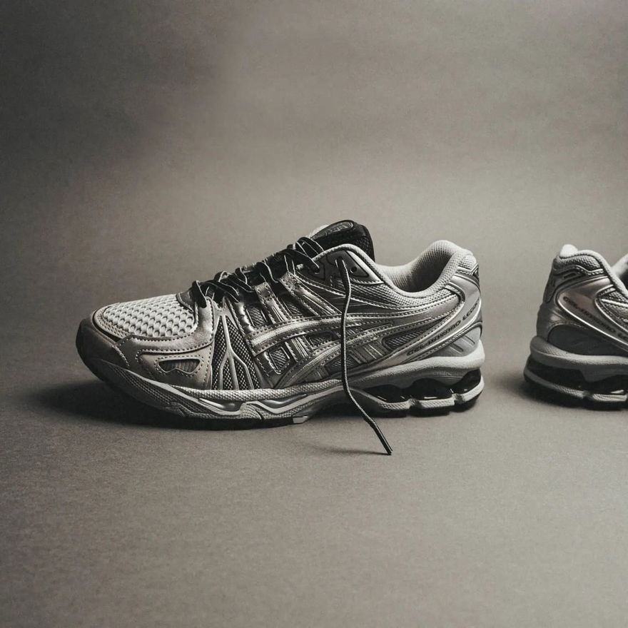 Asics Gel-Kayano Legacy Silver 1203A325.020 Mood