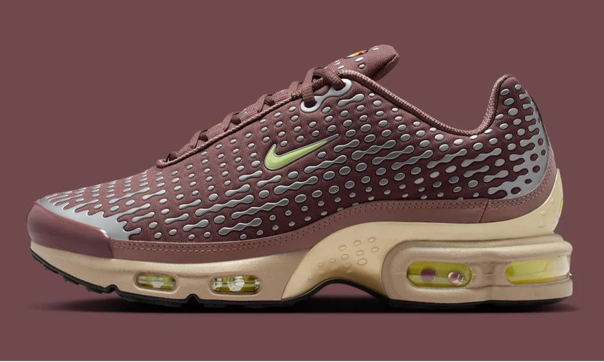 Kylian Mbappe X Nike Air Max Plus Vii Hq2197 200 Lateral Titel