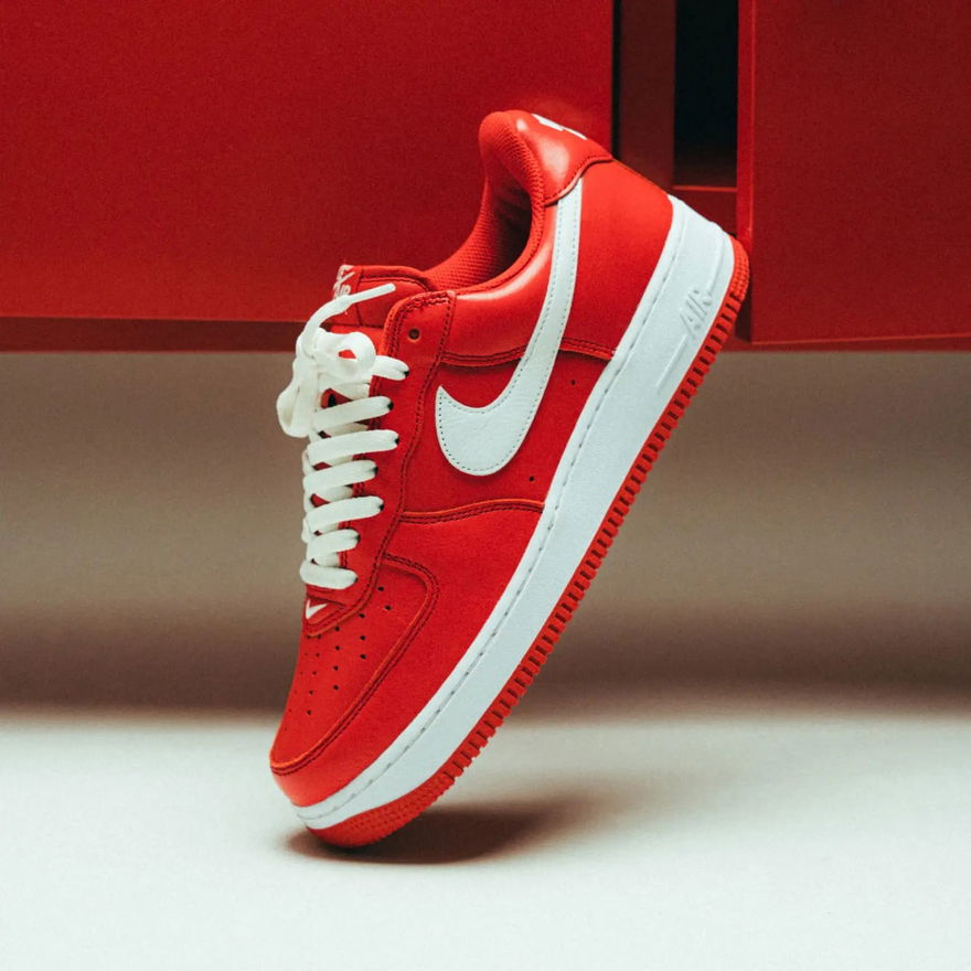 Nike AF1 Low University Red
