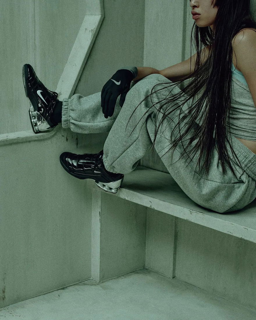 Nike Total 90 Shox Magia Metallic Black IM9326-001 On Feet Trackpants Outfit Gloves