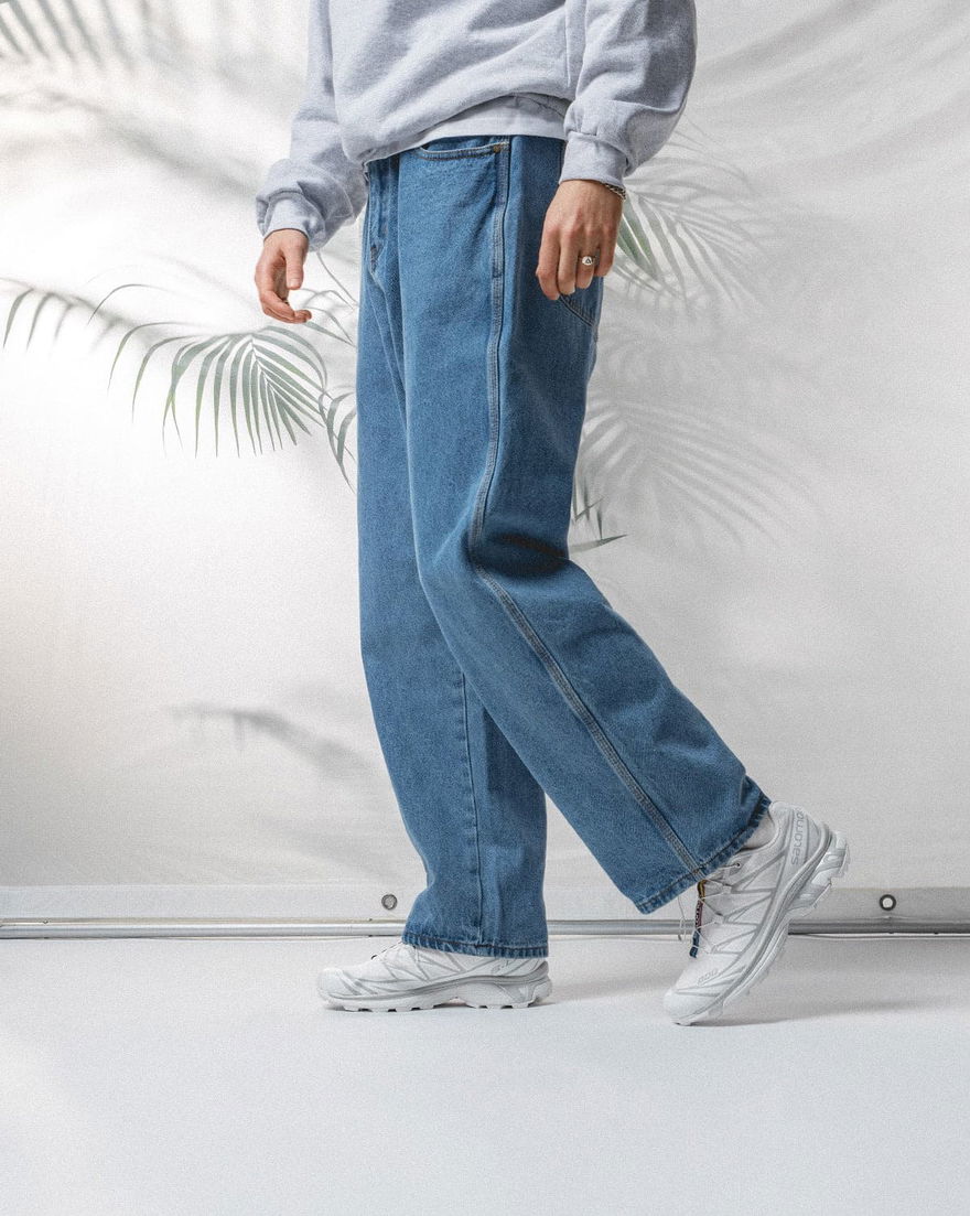 Salomon XT- 6 White White Lunar Rock L41252900 on Feet Outfit Jeans