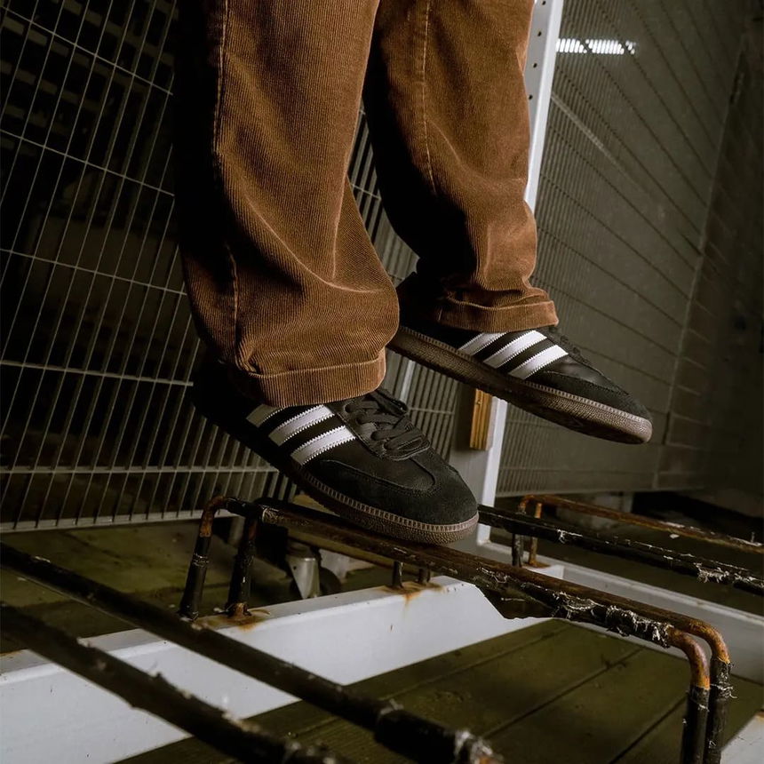 adidas-Samba-OG-Titel-On-Feet.jpg