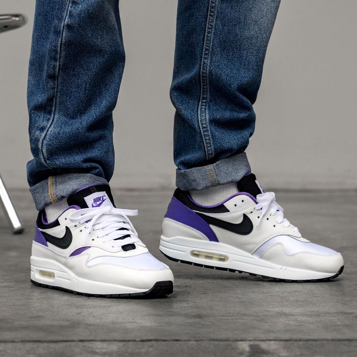 Nike AM 1 DNA
