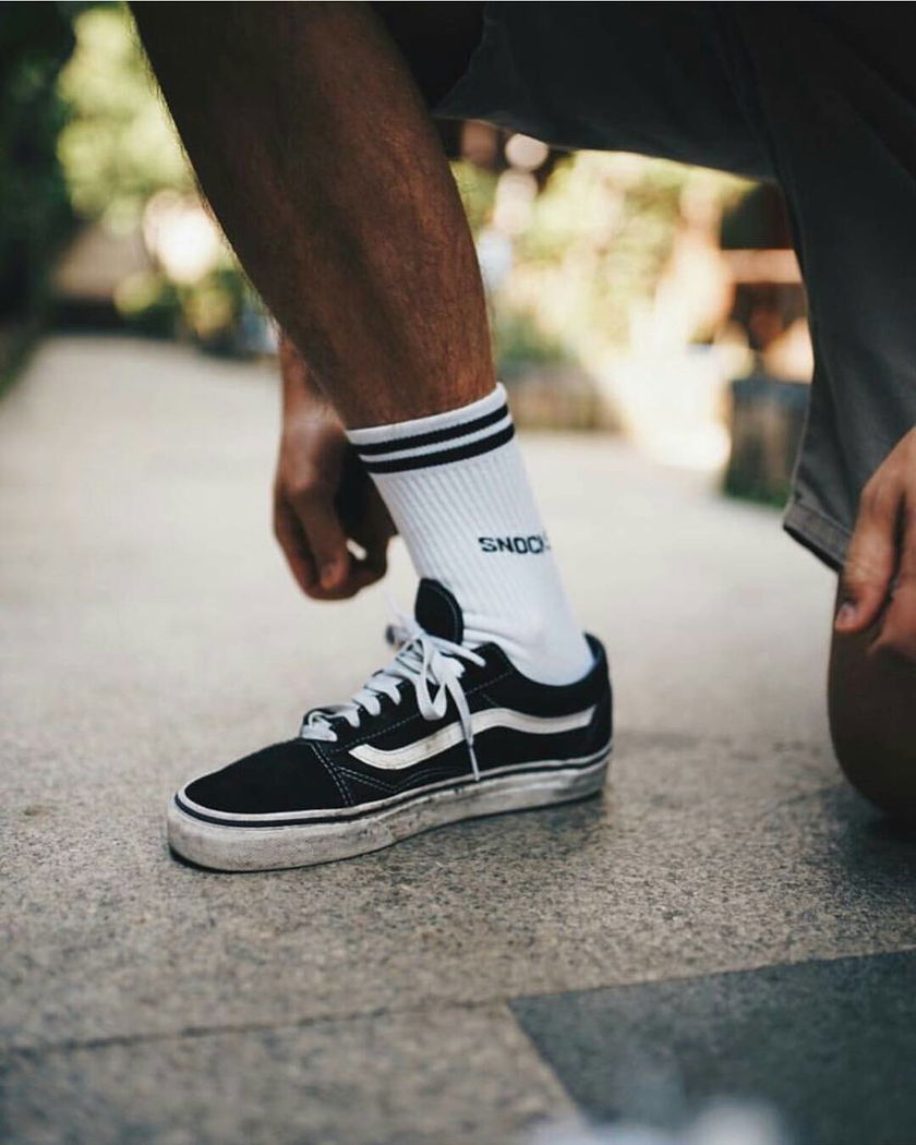 Calzini crew Snocks abbinati a una Vans Old Skool