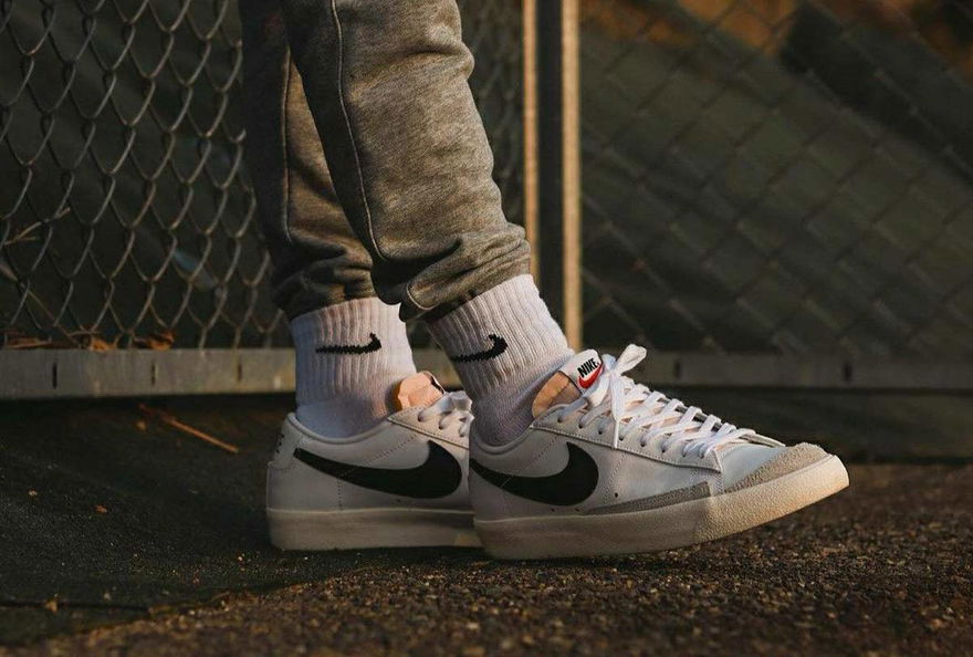 Nike Blazer Low Gym Jogginghose