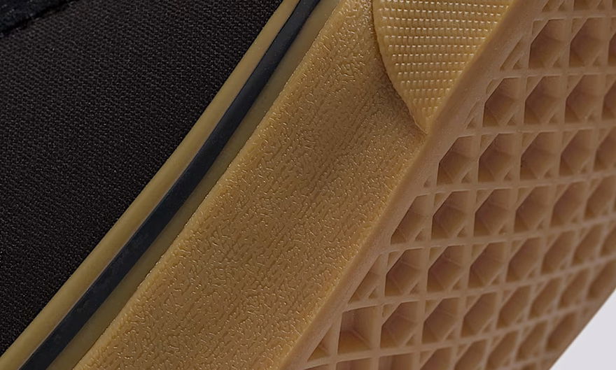 gum sole detail