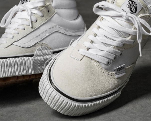 Sneaker About