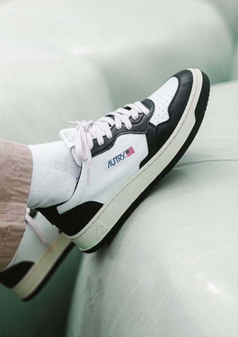 Autry Medalist Instagram shot by 43einhalb (95583453)